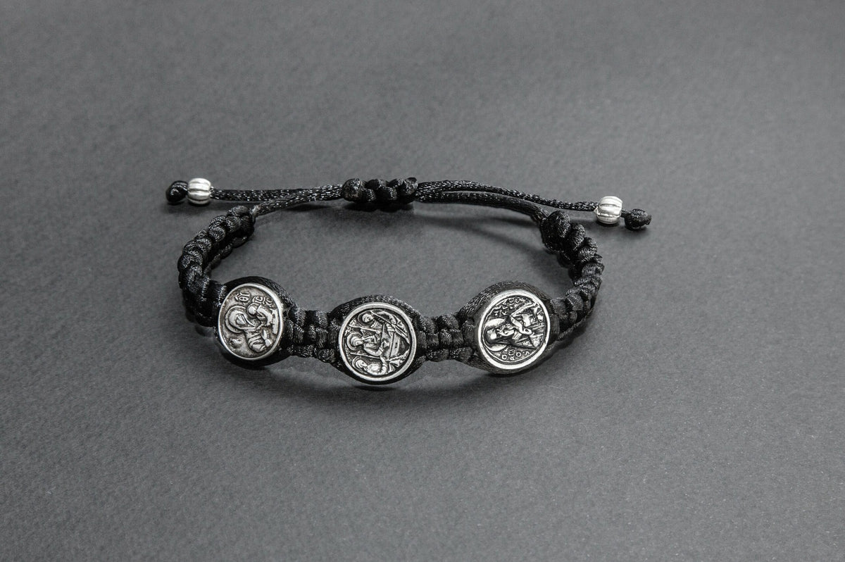 Three Medal Macrame Bracelet - TheHolyArt