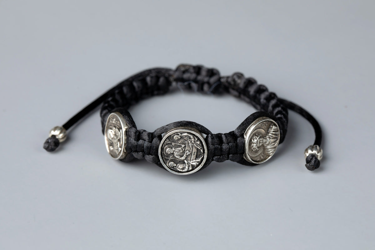 Three Medal Macrame Bracelet - TheHolyArt