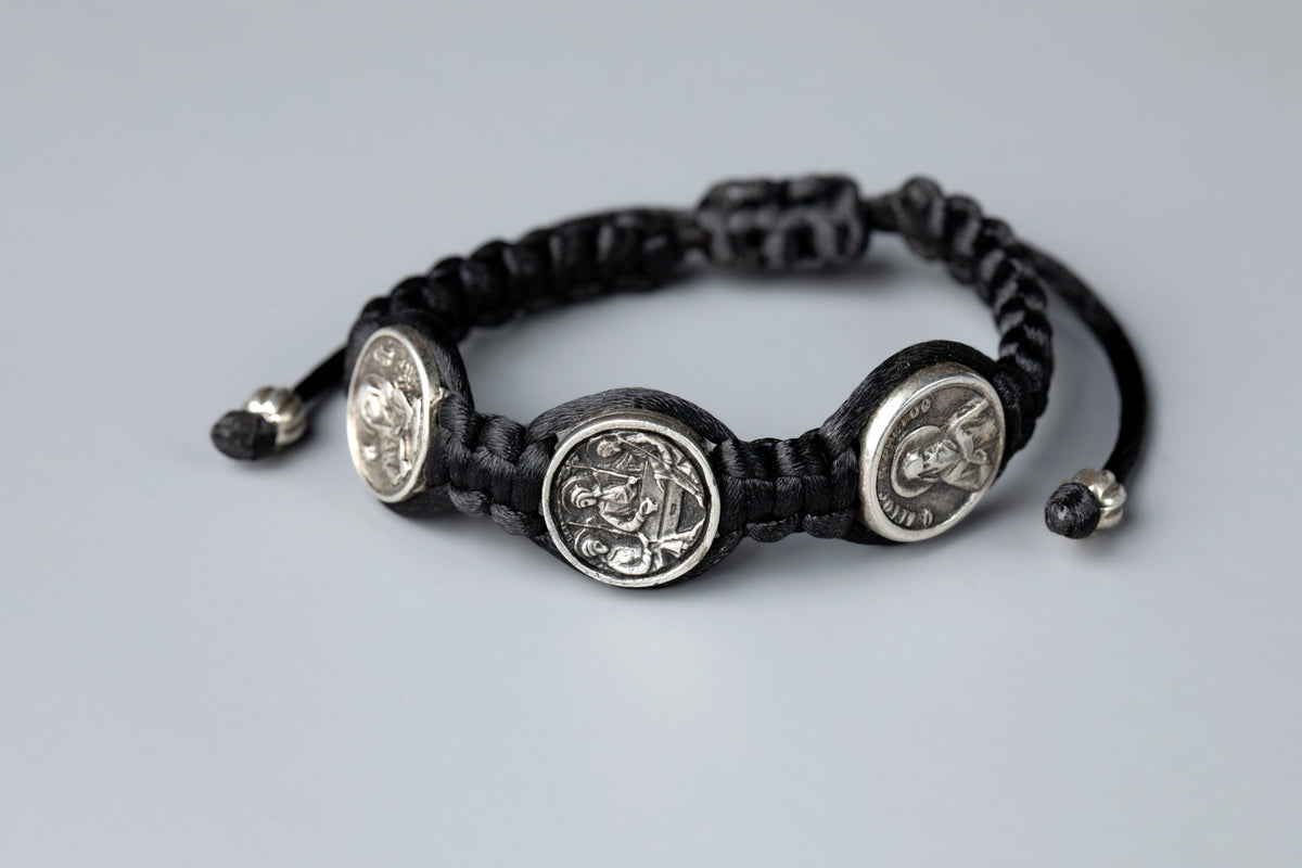 Three Medal Macrame Bracelet - TheHolyArt