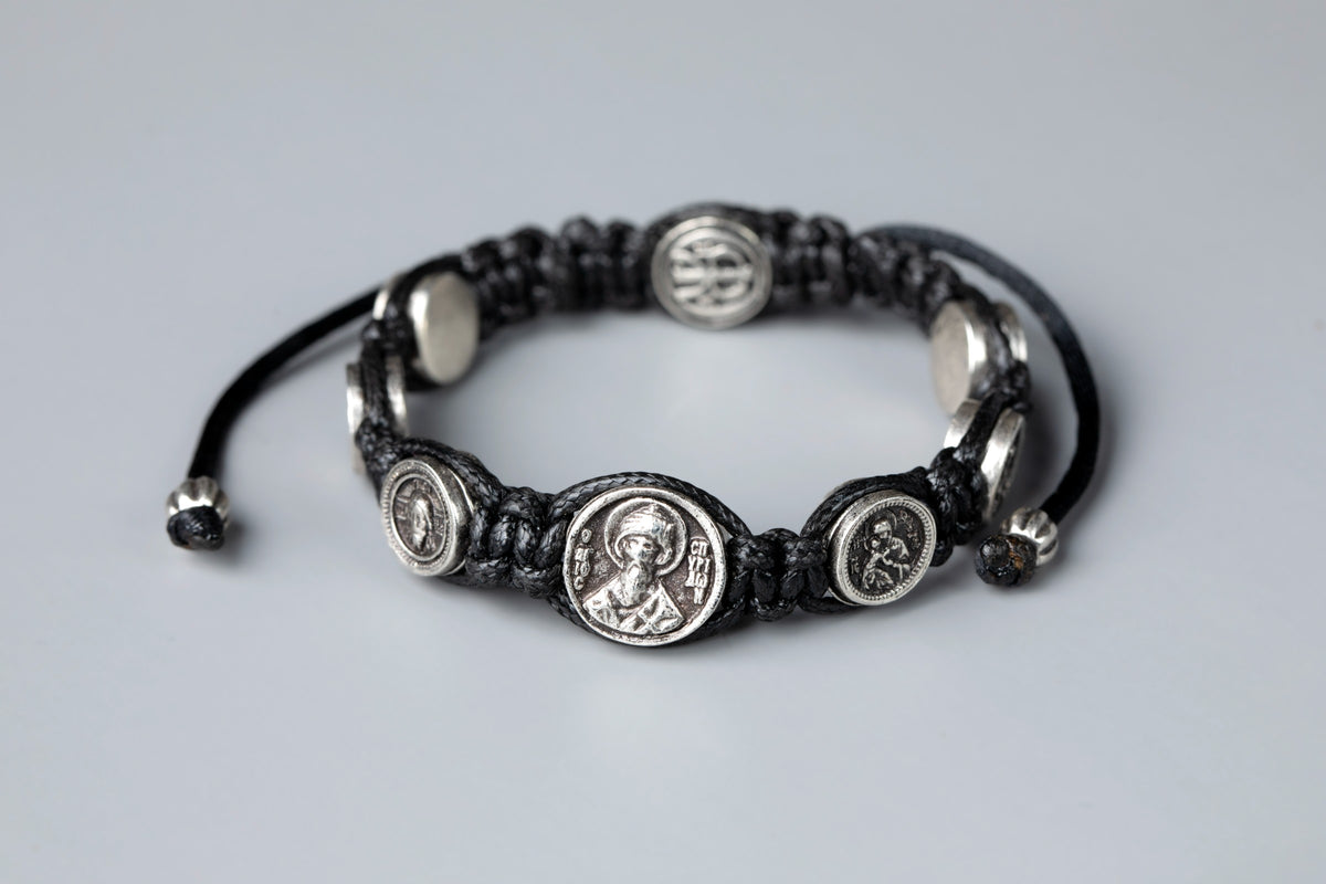 Seven Medal Macrame Bracelet - TheHolyArt