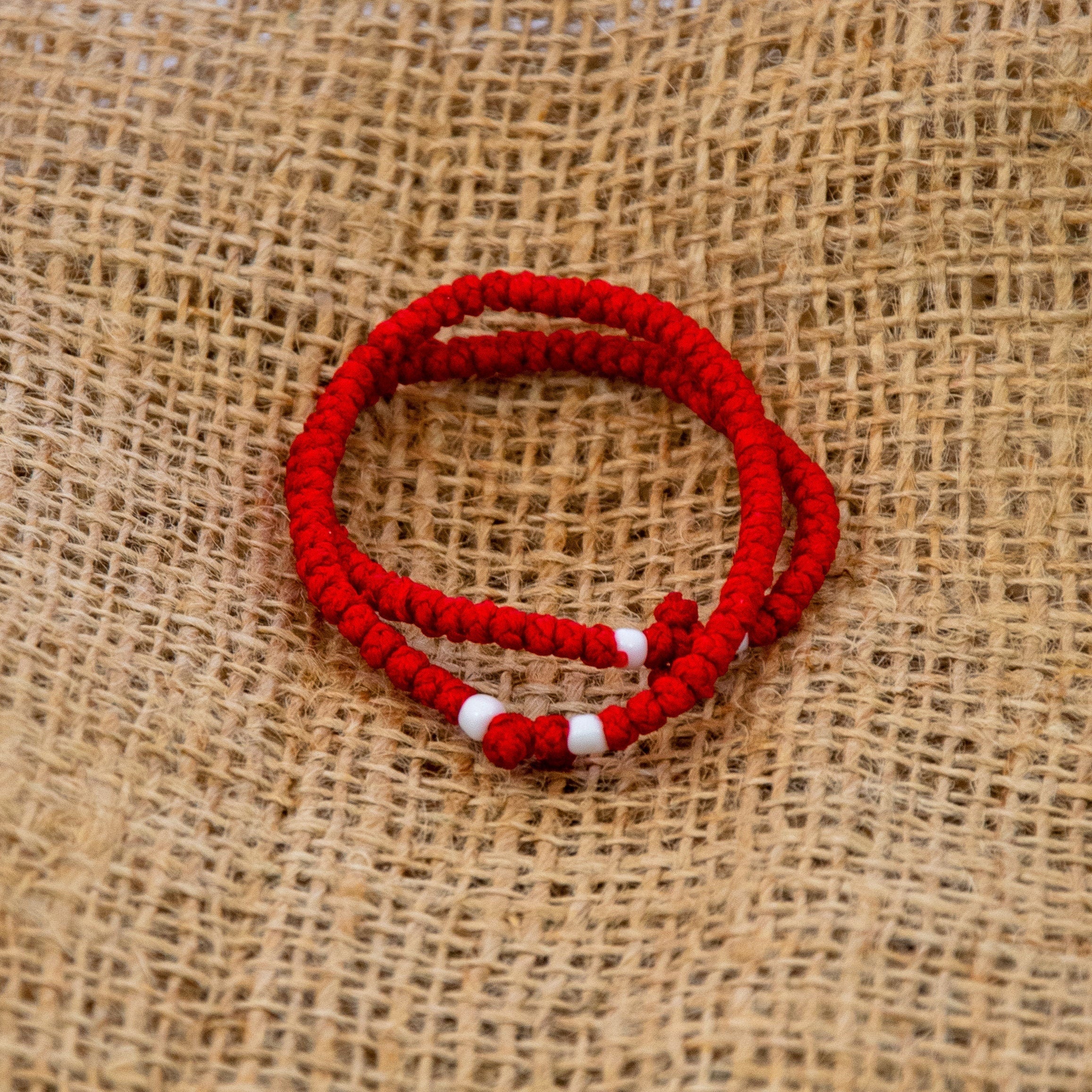 Amazon.com: Original Kabbalah 12” Red String Bracelet - Pack of 5 -  Protection against Evil Eye and Misfortune, 100% Authentic Woven Cotton  from Rachel's Tomb, Israel. Includes Ben Porat Blessing and Instructions :